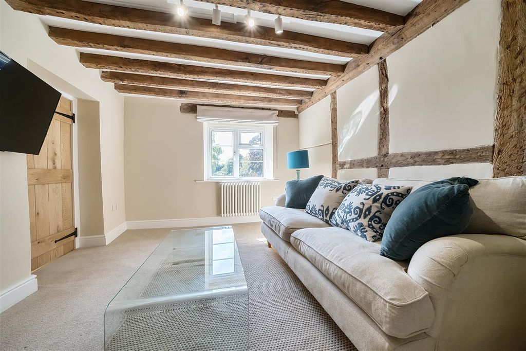 Property photo 3 of 12 1035955 (2).Jpg