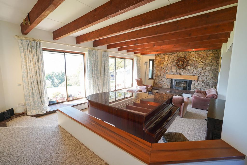 Additional image 28 of 5 bed property for saleNicholaston, Penmaen, Swansea SA3