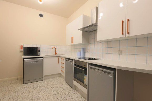 Property photo 2 of 13 9688034.Jpg