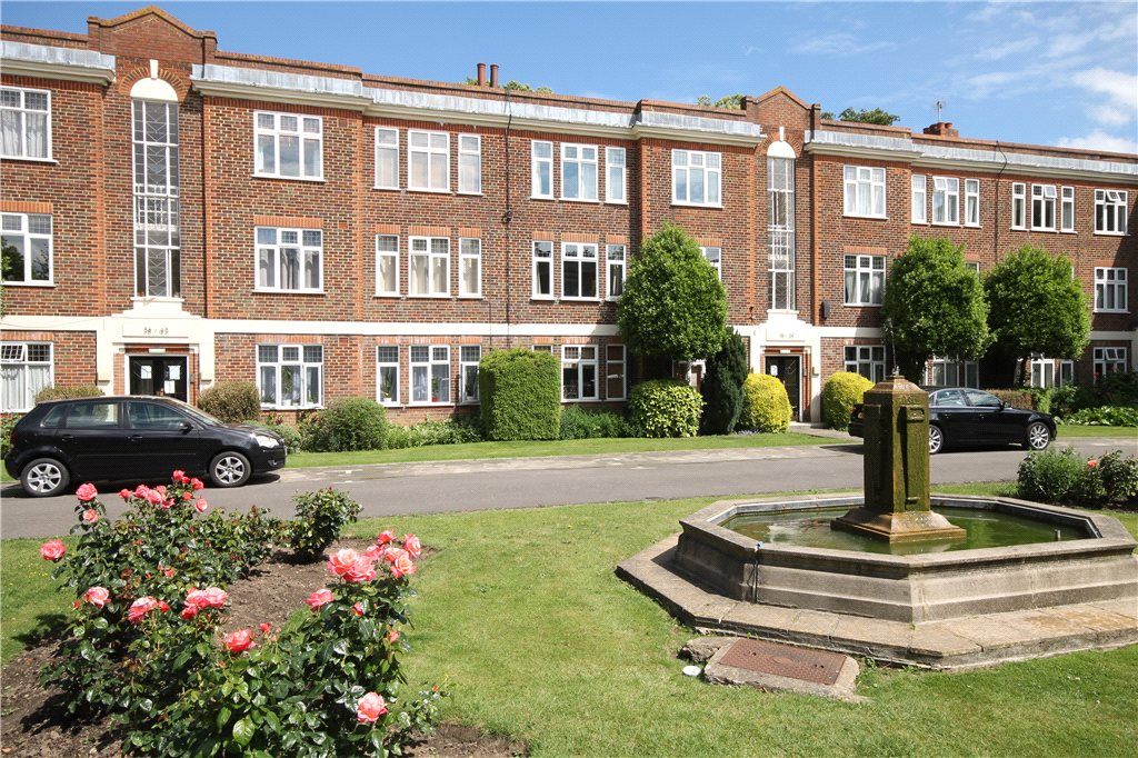 Property photo 1 of 9 Exterior