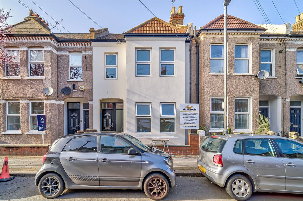 Property photo 2 of 12 Picture No. 34