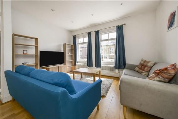 Property photo 2 of 14 Picture 2