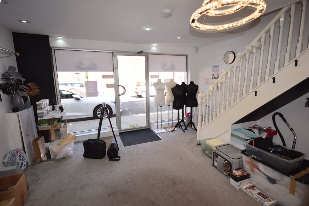 Property photo 2 of 13 Shop Area