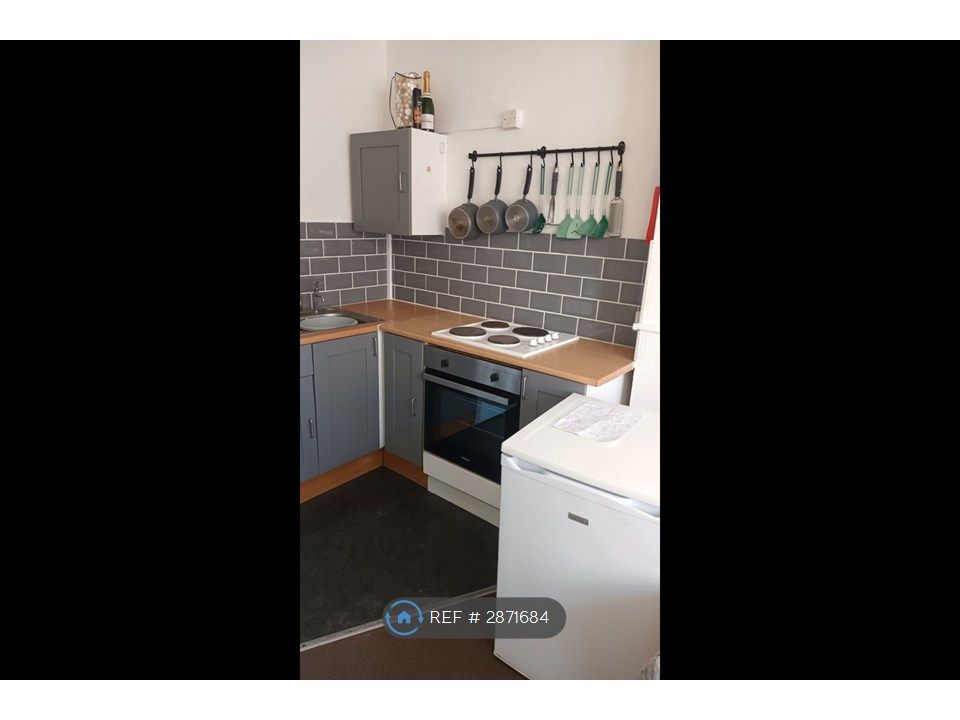 Property photo 1 of 3