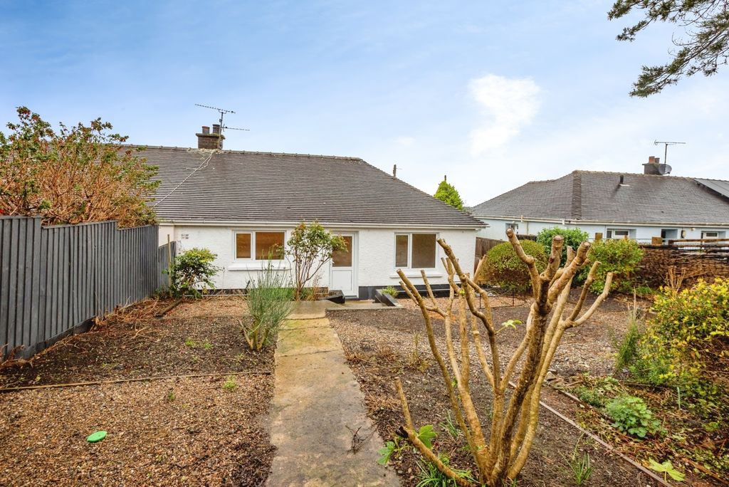 Property photo 1 of 11 Front View