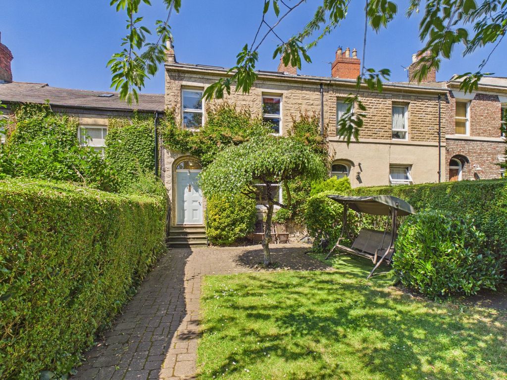 Property photo 1 of 13 External