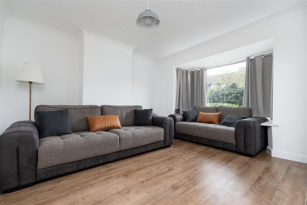 Property photo 2 of 12 Living Room