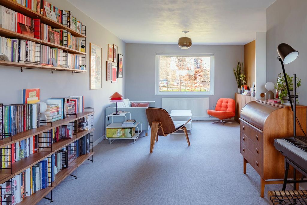 Property photo 3 of 30
