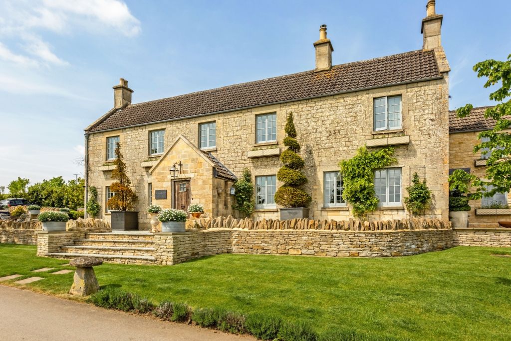 Property photo 1 of 22 Rushbury Cottage ...