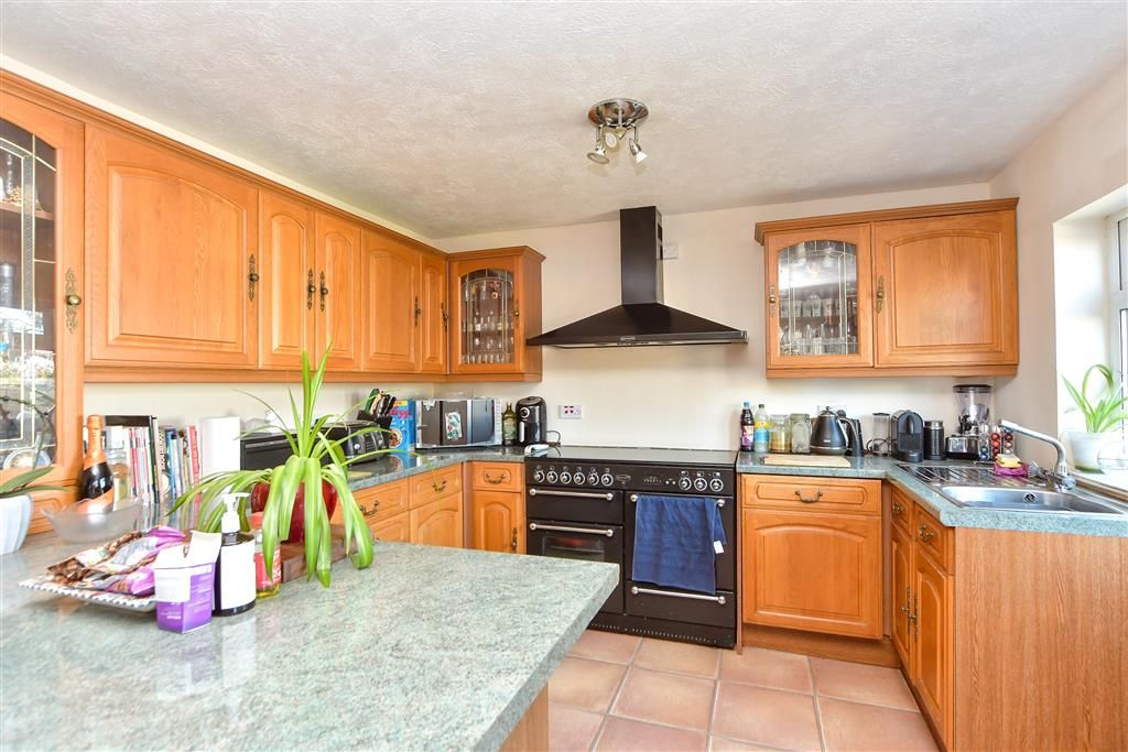 Property photo 3 of 15 Kitchen/ Breakfast Area