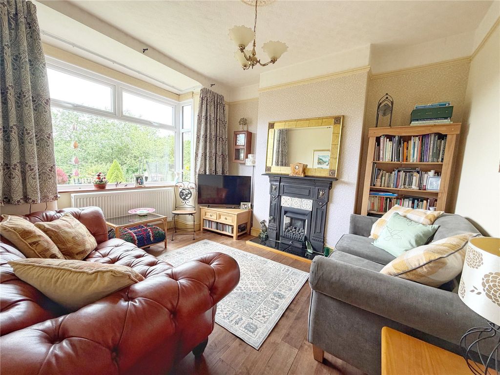 Property photo 3 of 27 Picture No. 08
