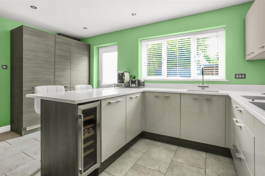 Property photo 2 of 25 Img_8664.Jpg