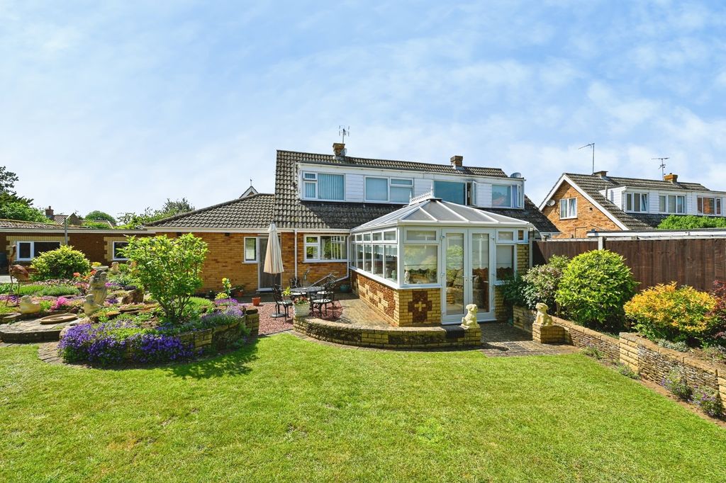 Property photo 1 of 34 Pbox-Img.Jpg