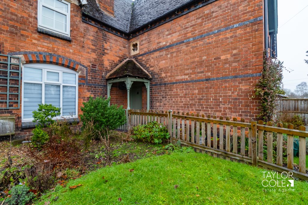 Property photo 2 of 29