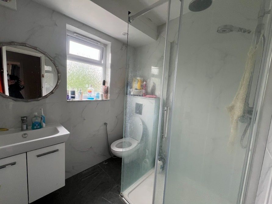 Property photo 2 of 4