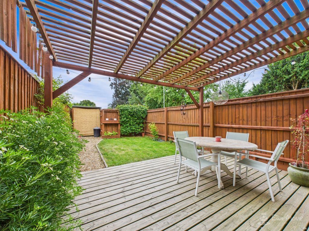 Property photo 1 of 21 Garden- Mark Stephens Ewemove Newmarket And Soham
