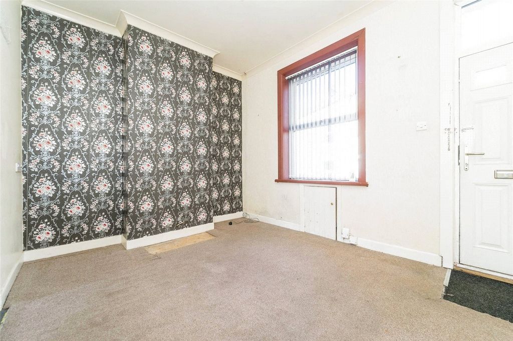 Property photo 2 of 10 Picture No. 08