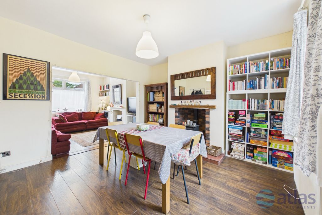 Property photo 3 of 20 Dining Room