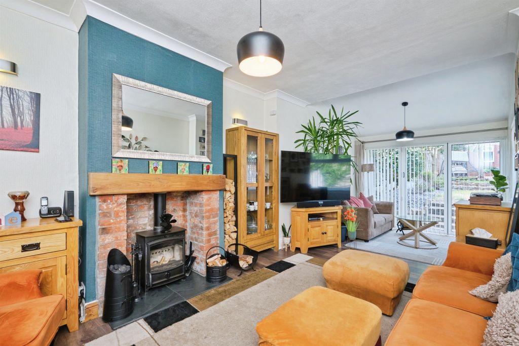 Property photo 2 of 34
