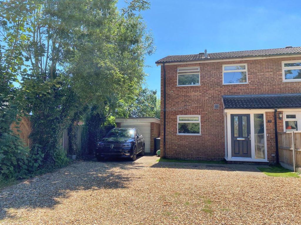 Property photo 1 of 9