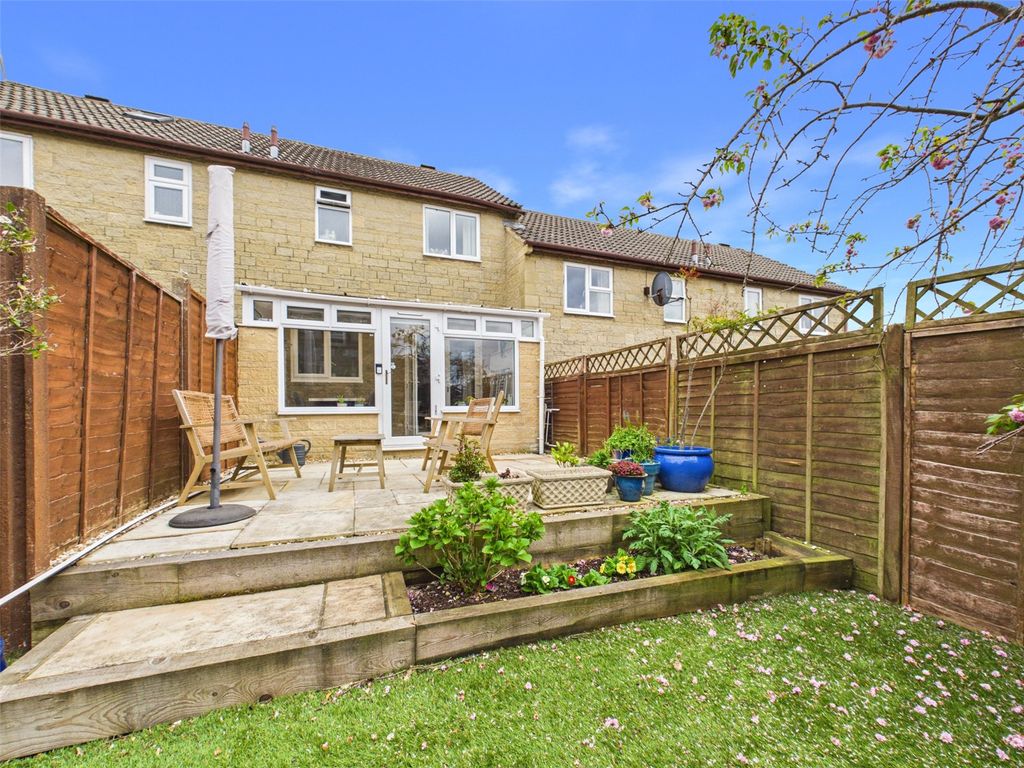 Property photo 1 of 14 Picture No. 16