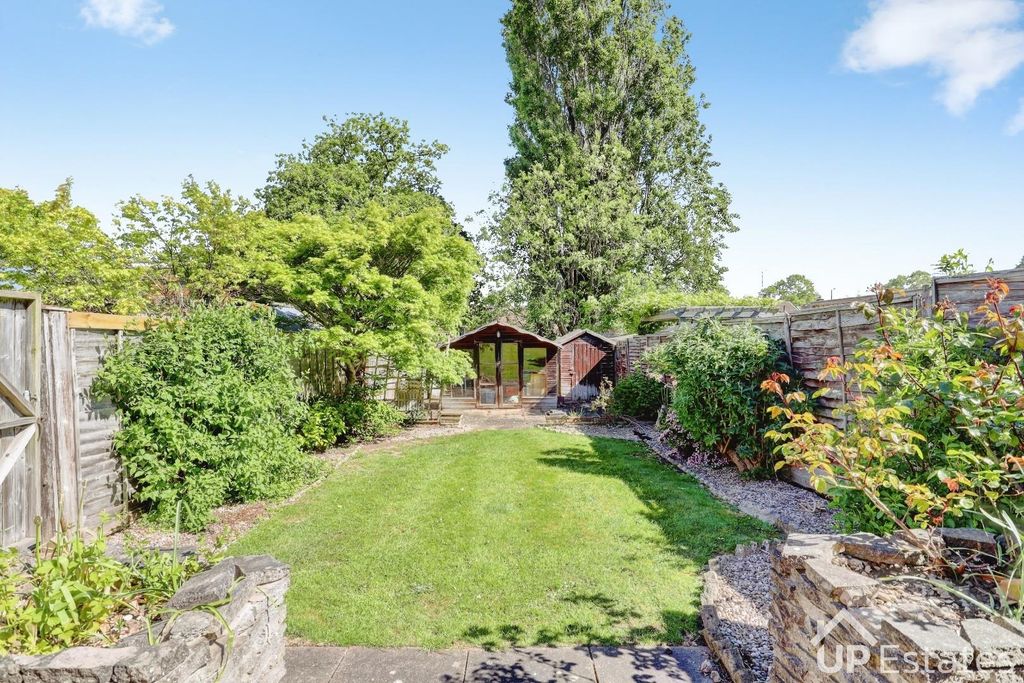 Property photo 2 of 24