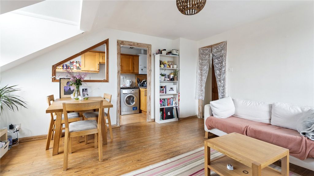 Property photo 2 of 10 Picture No. 16