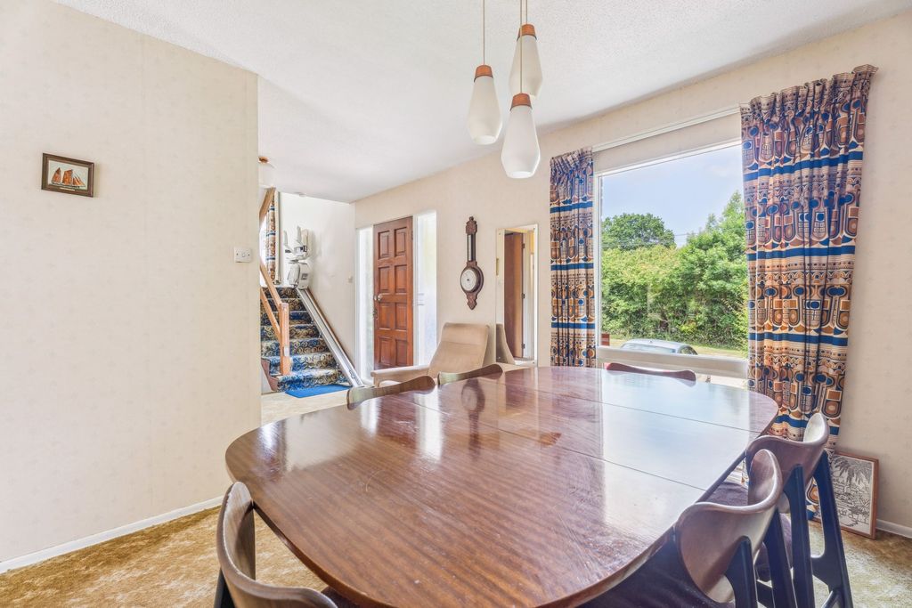 Property photo 3 of 32 Photo 17