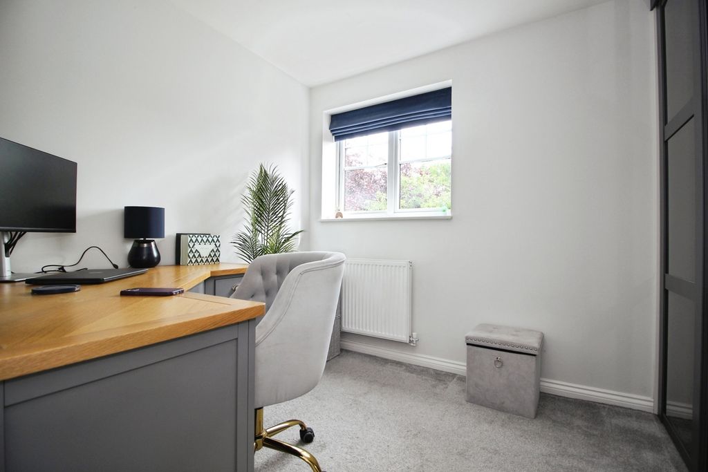 Property photo 3 of 13 Pbox-Img.Jpg