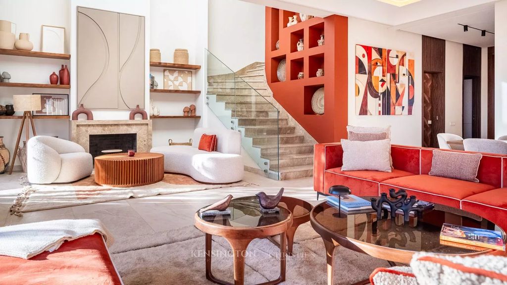 Property photo 2 of 40