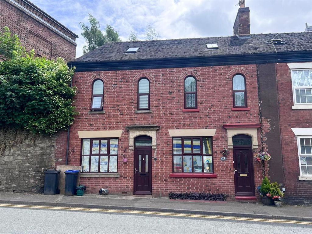 Property photo 1 of 16 Frontage