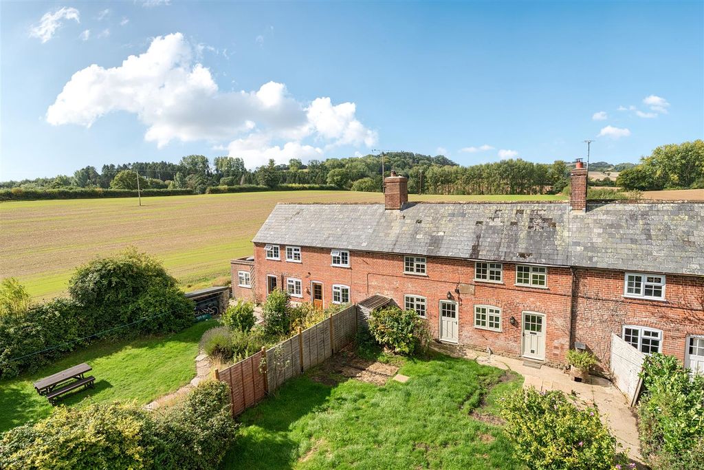 Property photo 1 of 15 1347449-1-68c2B1Ba7Ff00.Jpg