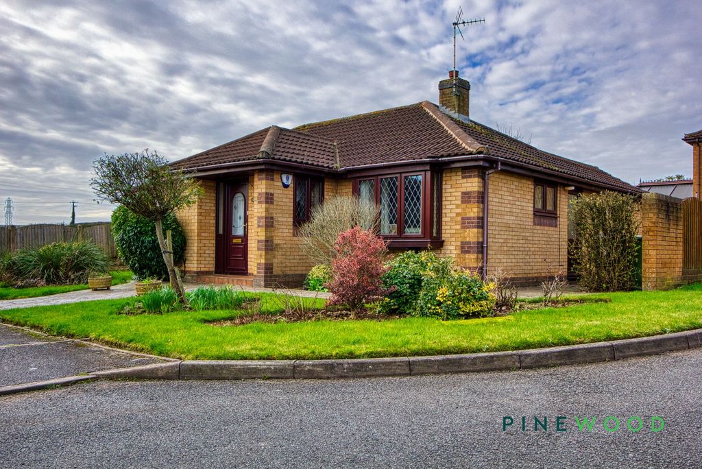 Property photo 1 of 18 Front