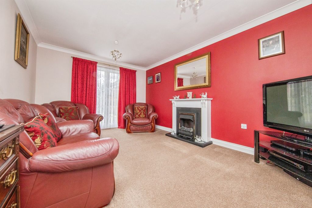 Property photo 3 of 20