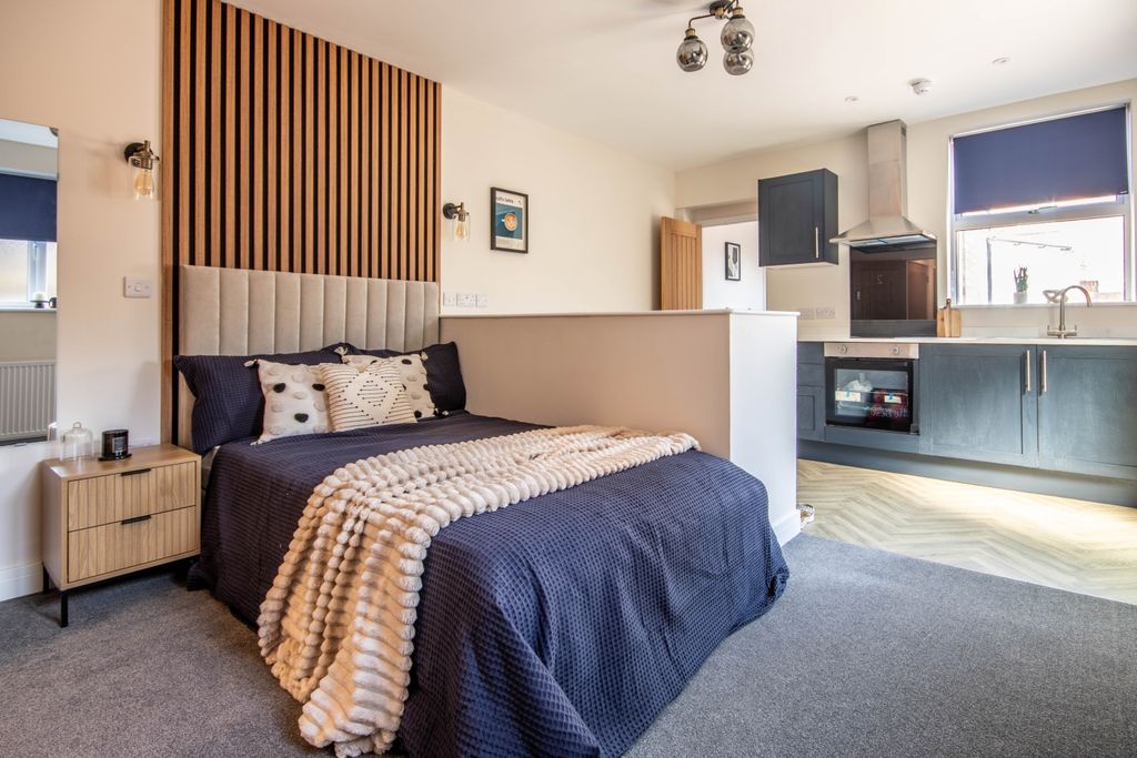 Property photo 1 of 7 Bed
