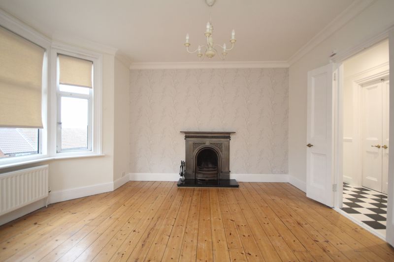 Property photo 3 of 24 Photo 27
