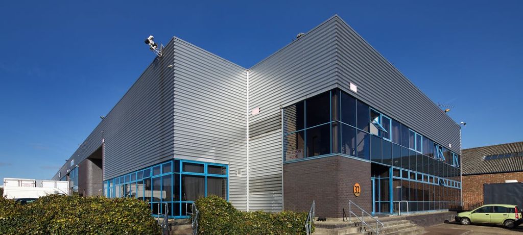 Property photo 1 of 3 Unit 32 Segro Park Greenford Central