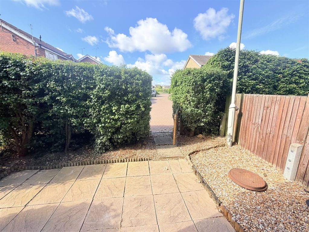 Property photo 2 of 10