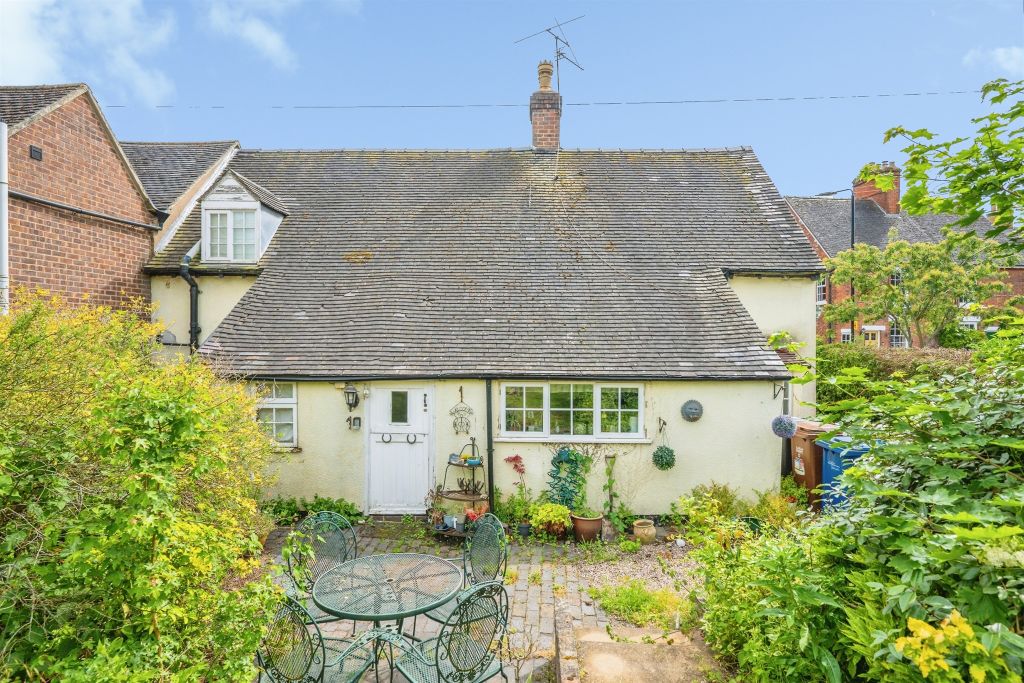 Property photo 2 of 18
