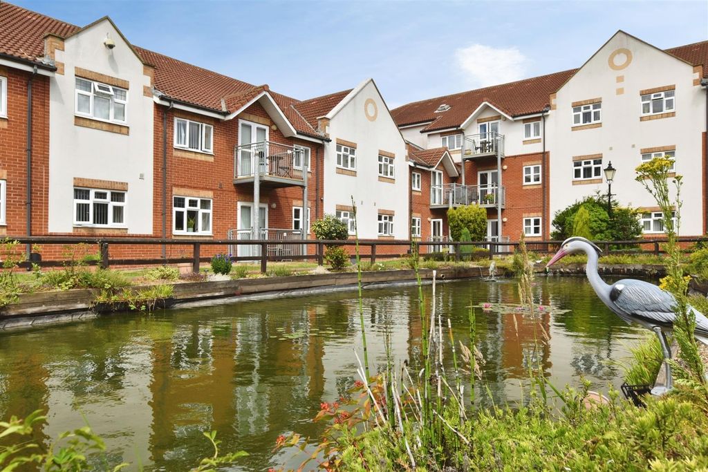 Property photo 1 of 27 Dea5c508-Pond 20To 20Flat.Jpg