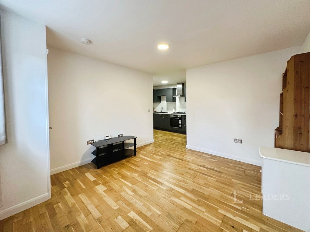 Property photo 2 of 17 Pbox-Img.Jpg