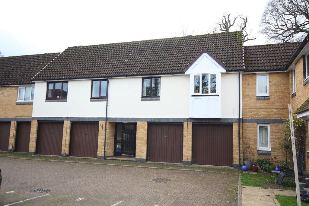 Property photo 1 of 5
