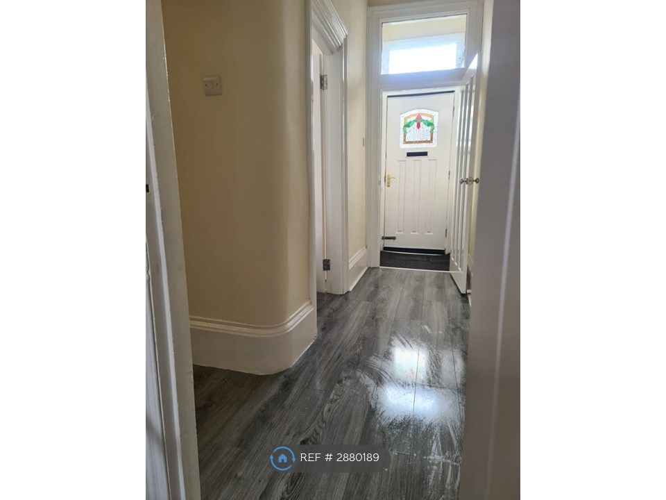 Property photo 2 of 19 Front Entrance Hallway