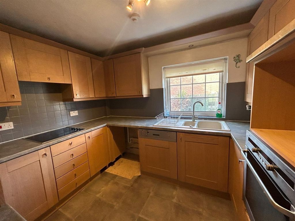 Property photo 2 of 6 4410Ac0E-5B4C-4C13-91E5-302450C74E7F.Jpg