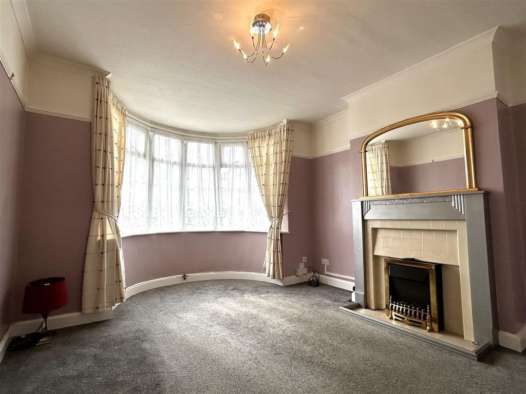 Property photo 2 of 12 Picture No. 08
