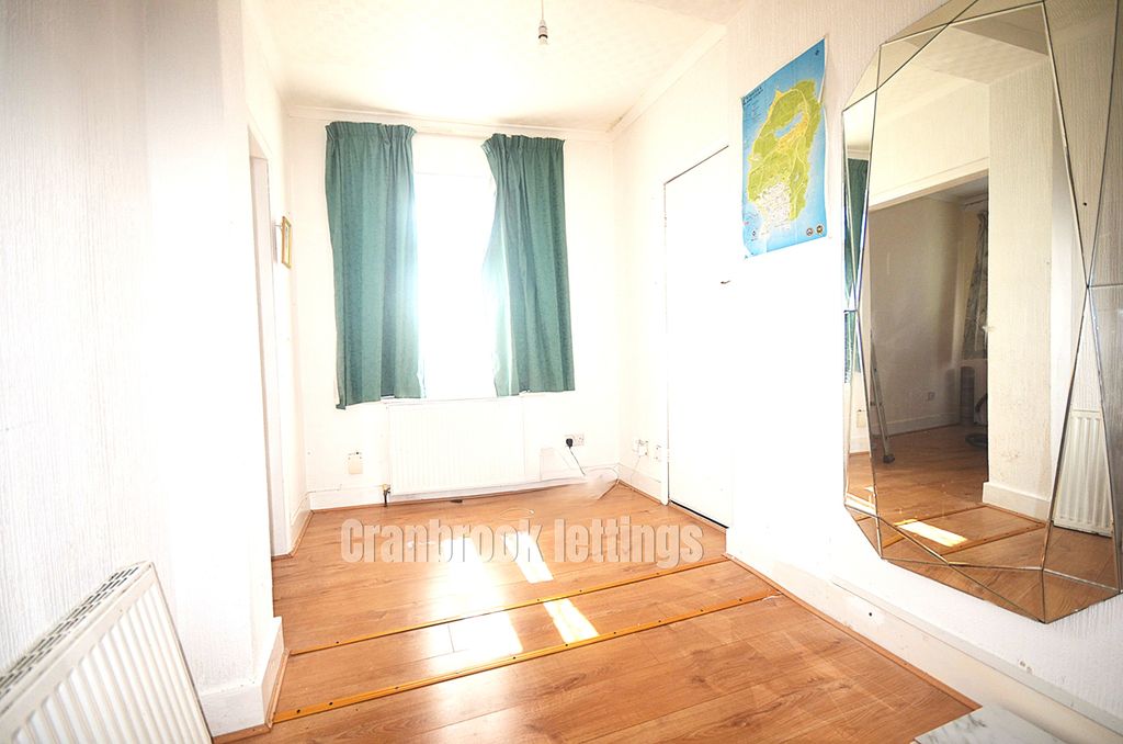 Property photo 2 of 9 Gallery