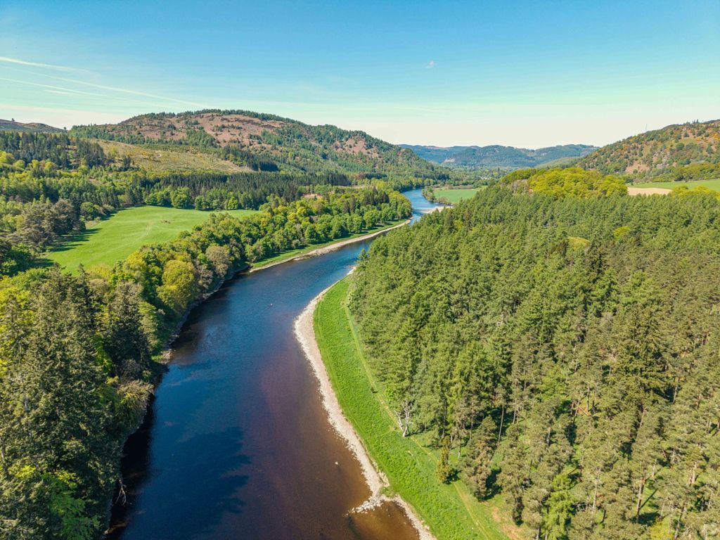 Property photo 1 of 10 Picture No. 01