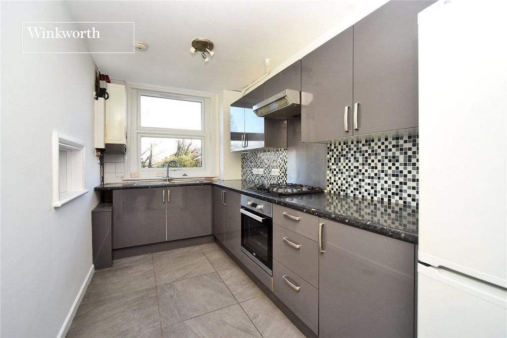 Property photo 2 of 14 Picture No. 05