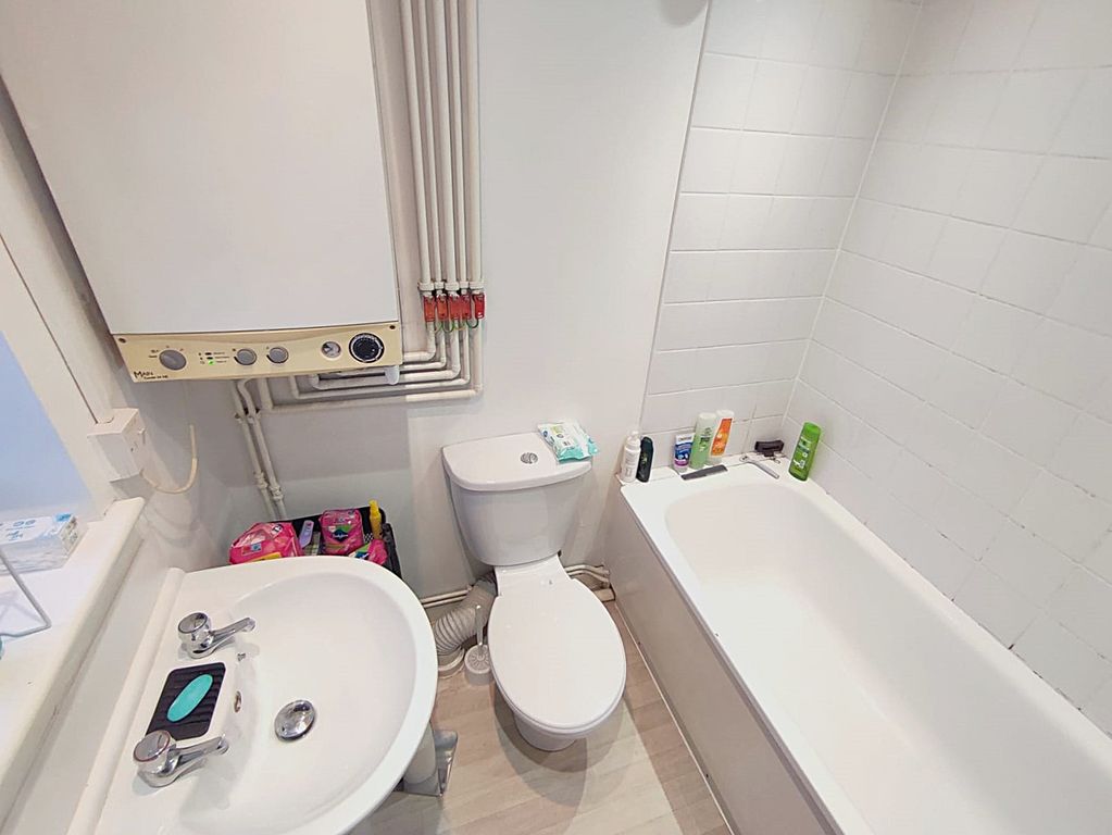 Property photo 3 of 3