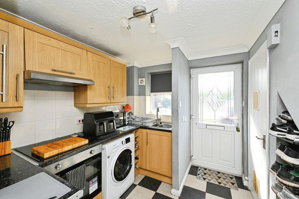 Property photo 3 of 14 Pbox-Img.Jpg